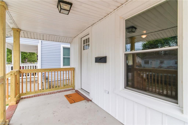 Photo 27 of 35 residential for sale in Norfolk virginia