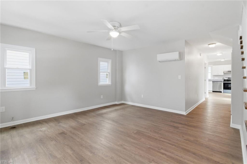Photo 5 of 35 residential for sale in Norfolk virginia