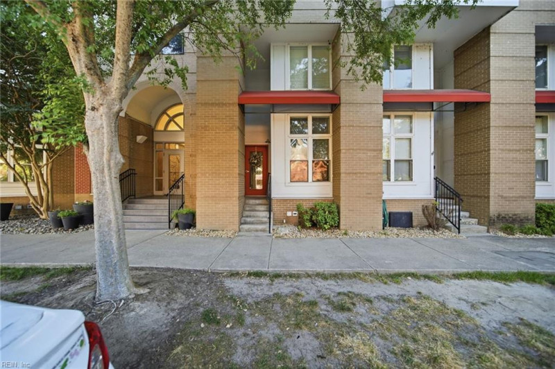 Photo 2 of 44 residential for sale in Norfolk virginia