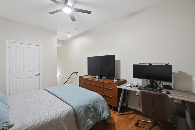 Photo 21 of 44 residential for sale in Norfolk virginia