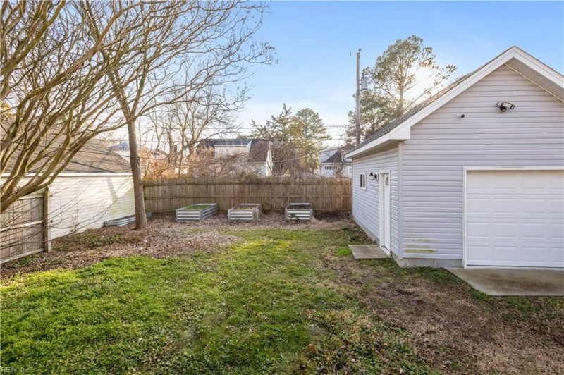 Photo 43 of 50 residential for sale in Hampton virginia Photo 43 of 50 residential for sale in Hampton virginia