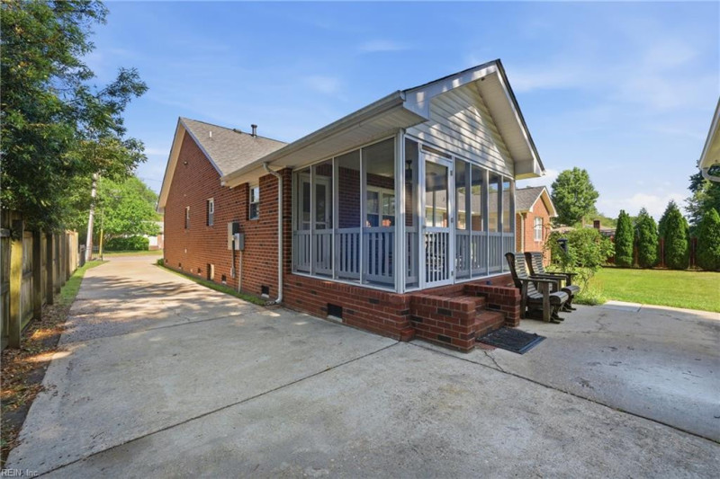 Photo 38 of 50 residential for sale in Norfolk virginia Photo 38 of 50 residential for sale in Norfolk virginia