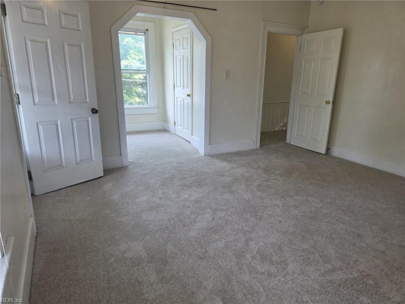 Photo 11 of 37 residential for sale in Norfolk virginia