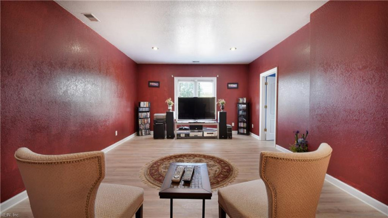 Photo 26 of 49 residential for sale in Chesapeake virginia