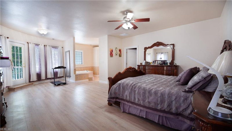 Photo 28 of 49 residential for sale in Chesapeake virginia