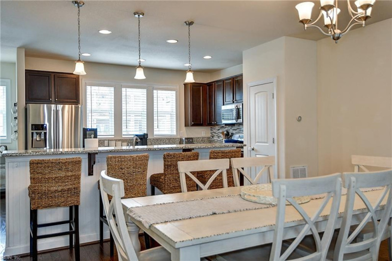 Photo 13 of 47 residential for sale in Virginia Beach virginia