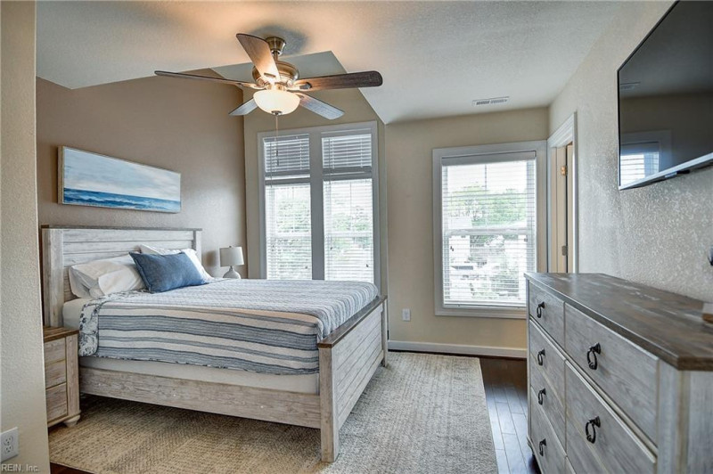 Photo 32 of 47 residential for sale in Virginia Beach virginia