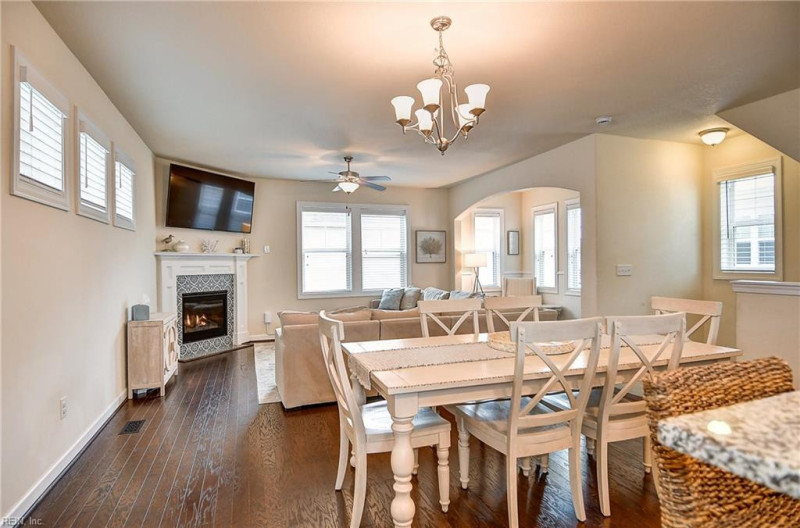 Photo 9 of 47 residential for sale in Virginia Beach virginia