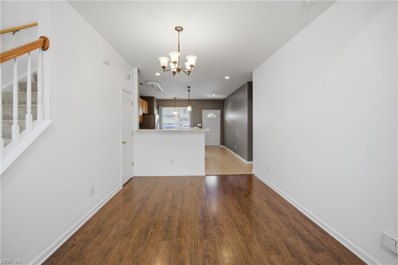 Photo 10 of 37 residential for sale in Virginia Beach virginia