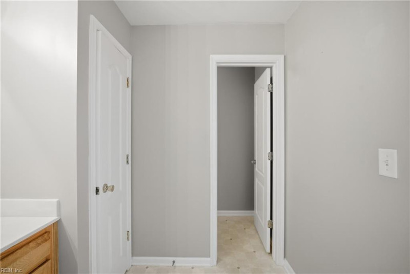 Photo 31 of 37 residential for sale in Virginia Beach virginia