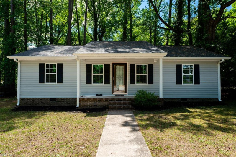 Photo 2 of 12 residential for sale in Emporia virginia