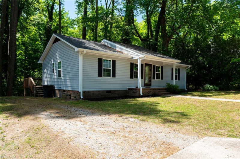Photo 3 of 12 residential for sale in Emporia virginia