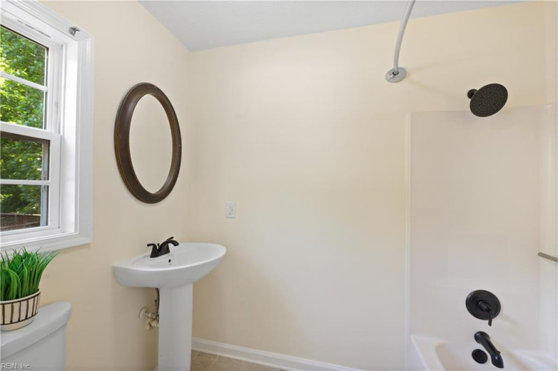 Photo 9 of 12 residential for sale in Emporia virginia