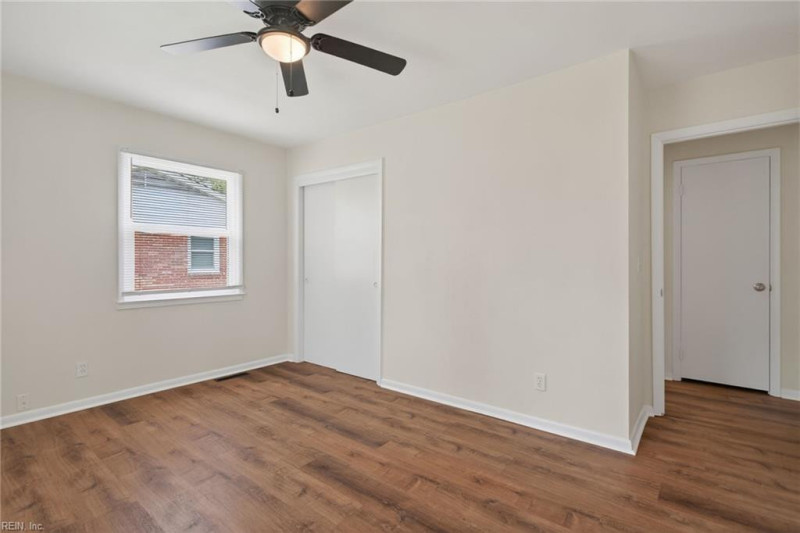 Photo 24 of 32 residential for sale in Portsmouth virginia