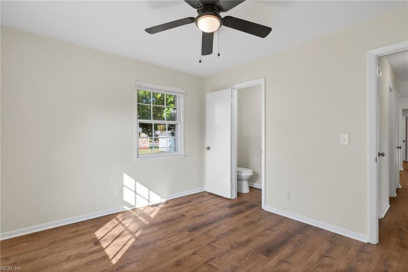 Photo 25 of 32 residential for sale in Portsmouth virginia
