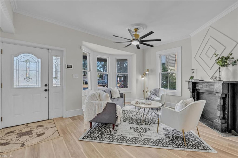 Photo 2 of 39 residential for sale in Portsmouth virginia
