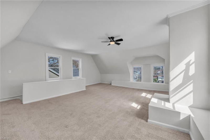 Photo 25 of 39 residential for sale in Portsmouth virginia
