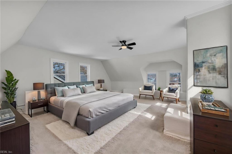 Photo 26 of 39 residential for sale in Portsmouth virginia