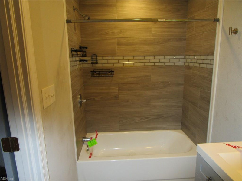 Photo 14 of 21 residential for sale in Hampton virginia
