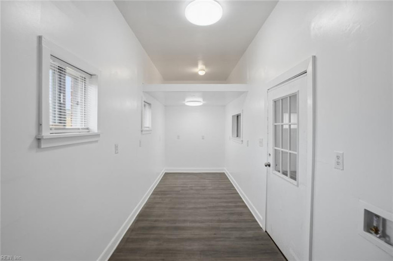 Photo 15 of 34 residential for sale in Virginia Beach virginia