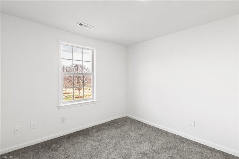 Photo 19 of 26 residential for sale in Portsmouth virginia