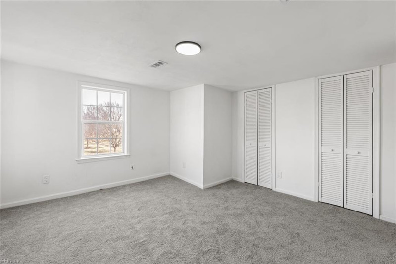 Photo 21 of 26 residential for sale in Portsmouth virginia