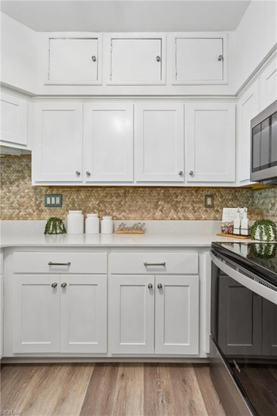 Photo 14 of 33 residential for sale in Newport News virginia