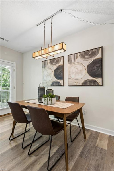 Photo 6 of 33 residential for sale in Newport News virginia