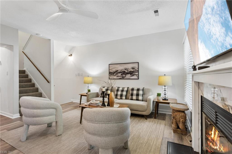 Photo 7 of 33 residential for sale in Newport News virginia