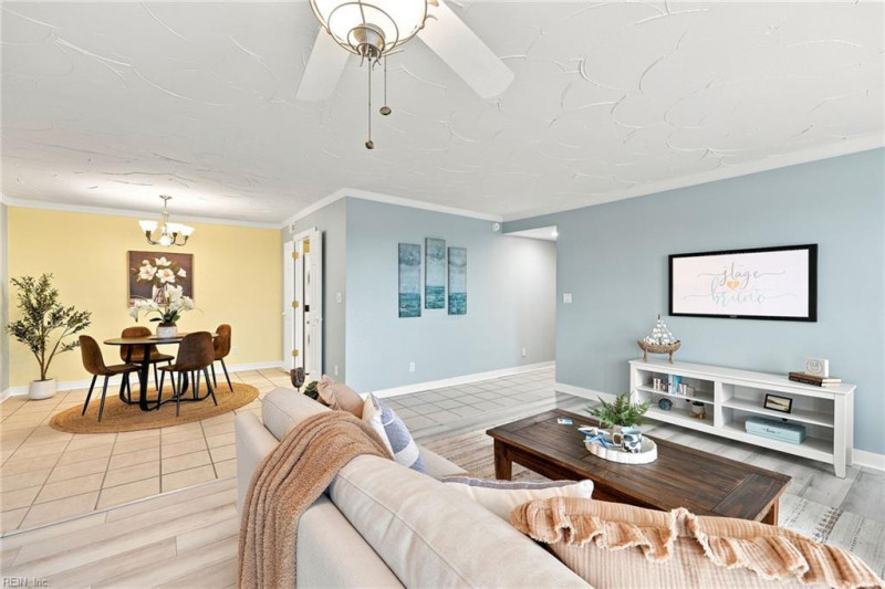 Photo 17 of 48 residential for sale in Virginia Beach virginia