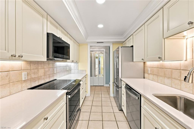 Photo 5 of 48 residential for sale in Virginia Beach virginia