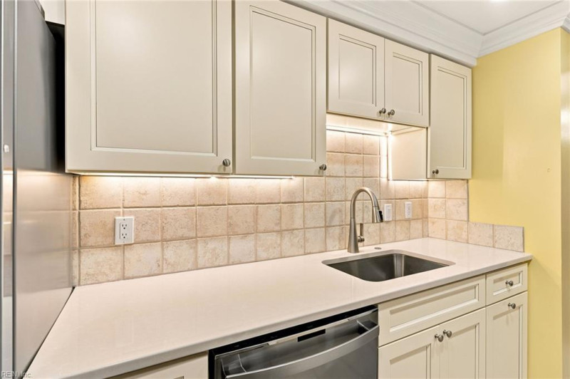 Photo 7 of 48 residential for sale in Virginia Beach virginia