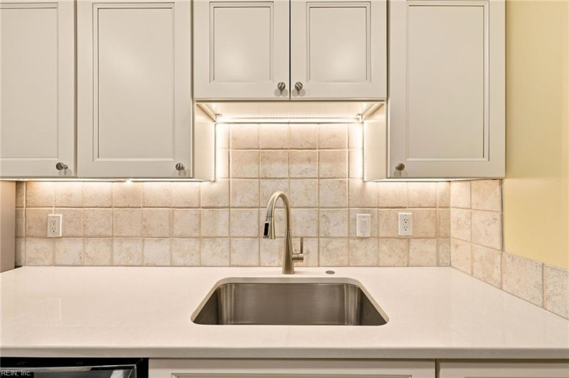 Photo 8 of 48 residential for sale in Virginia Beach virginia