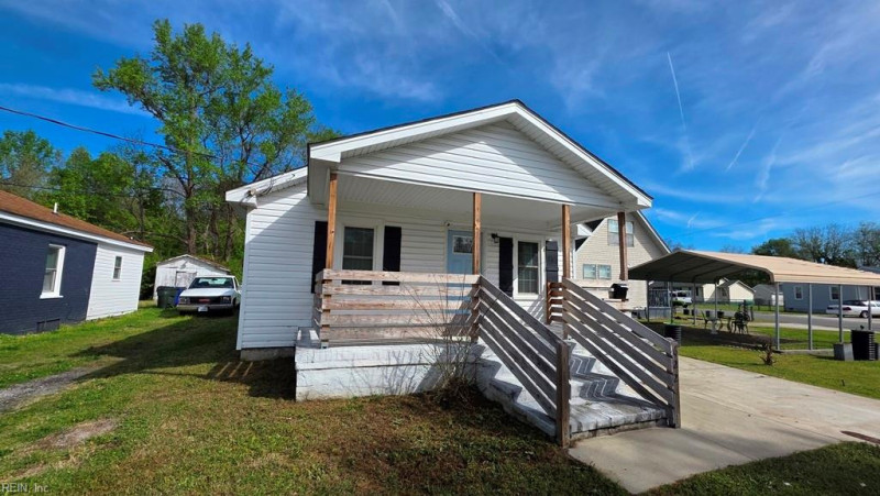 Photo 1 of 21 residential for sale in Suffolk virginia