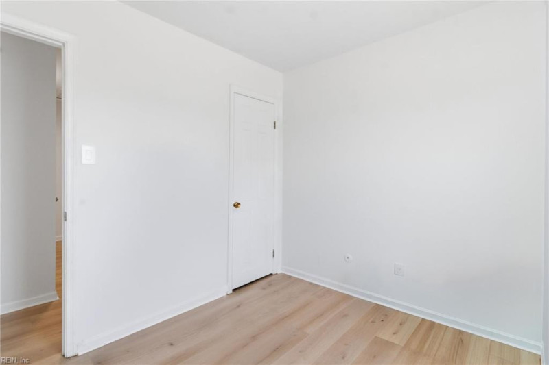 Photo 22 of 27 residential for sale in Virginia Beach virginia