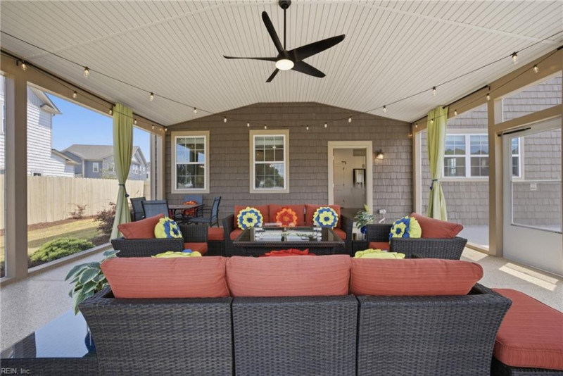 Photo 33 of 46 residential for sale in Chesapeake virginia