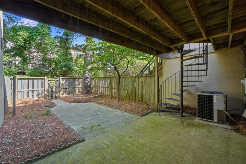 Photo 27 of 43 residential for sale in Virginia Beach virginia