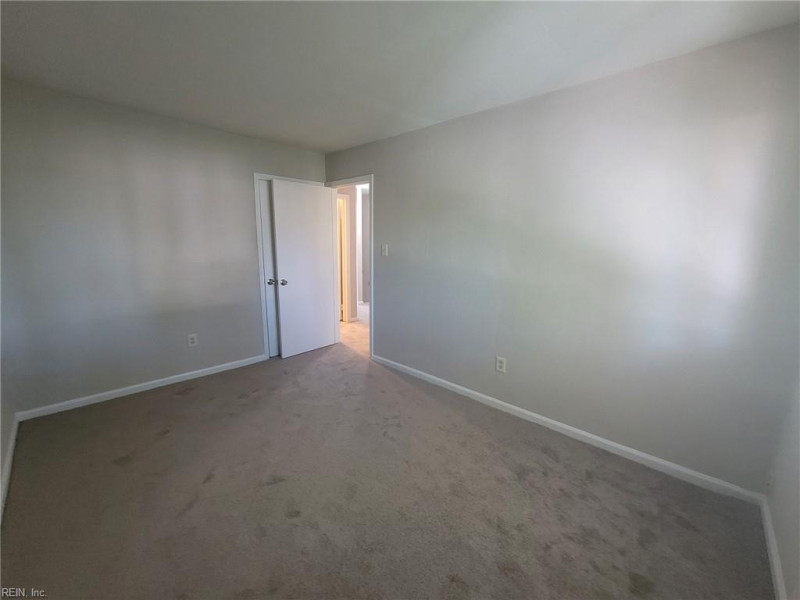 Photo 10 of 13 residential for sale in Virginia Beach virginia