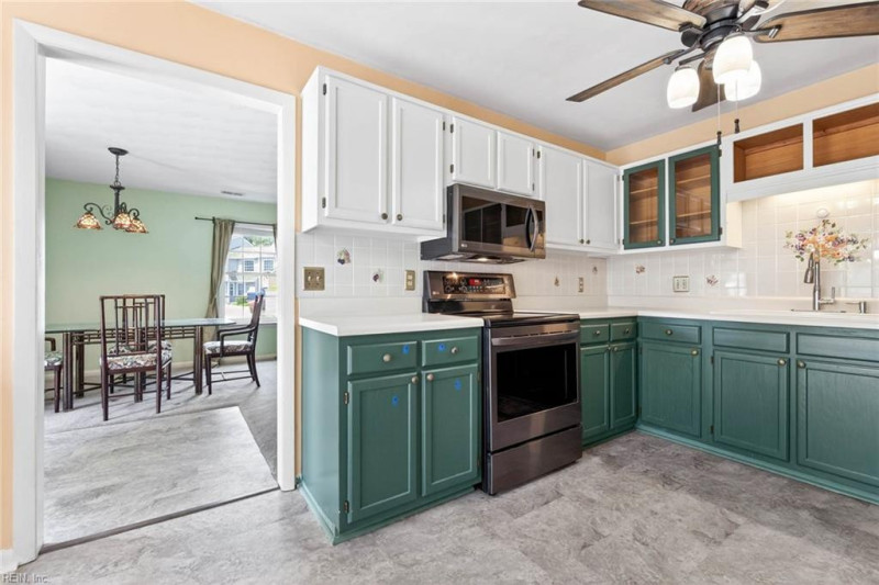 Photo 15 of 40 residential for sale in Virginia Beach virginia
