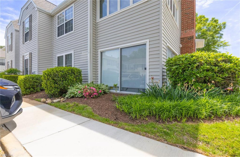 Photo 37 of 40 residential for sale in Virginia Beach virginia