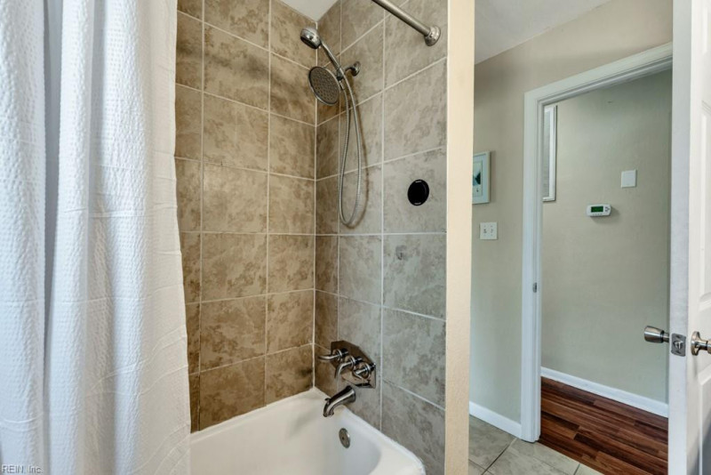 Photo 20 of 33 residential for sale in Virginia Beach virginia