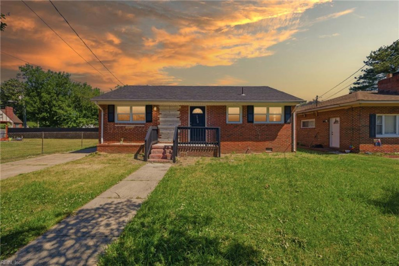 Photo 1 of 31 residential for sale in Norfolk virginia