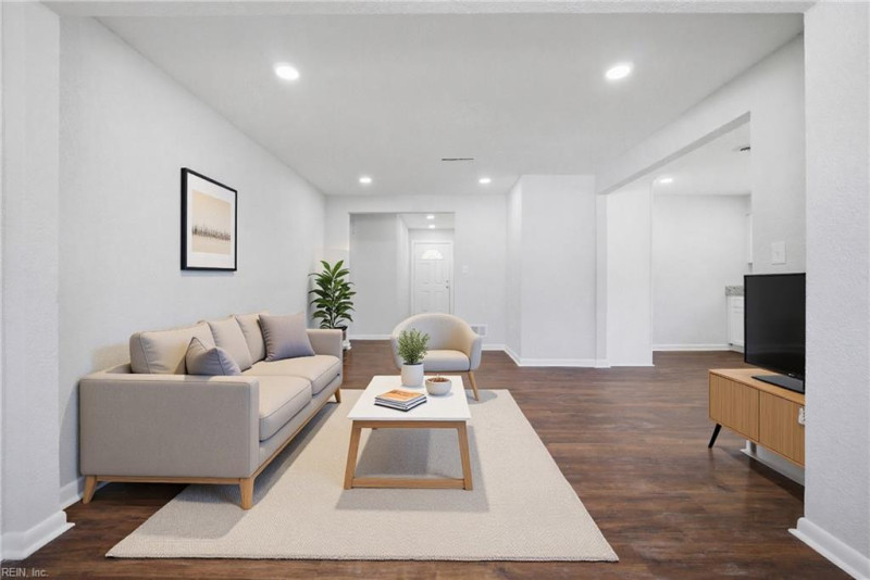 Photo 12 of 31 residential for sale in Norfolk virginia