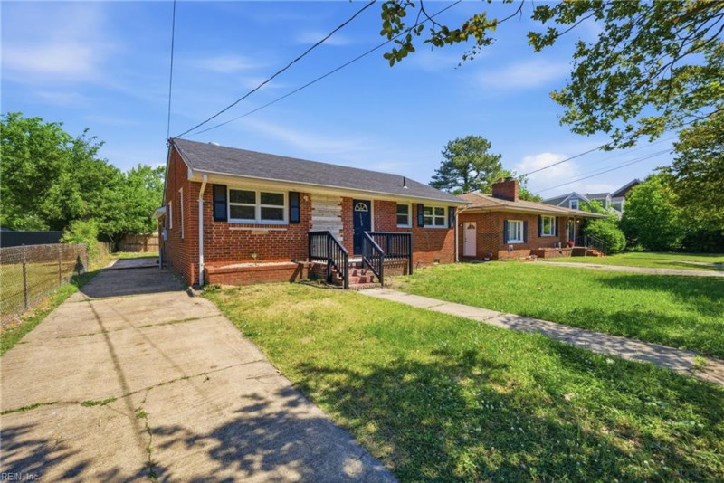 Photo 2 of 31 residential for sale in Norfolk virginia