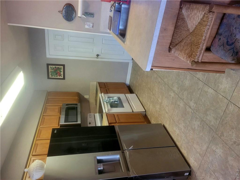 Photo 5 of 30 residential for sale in Norfolk virginia
