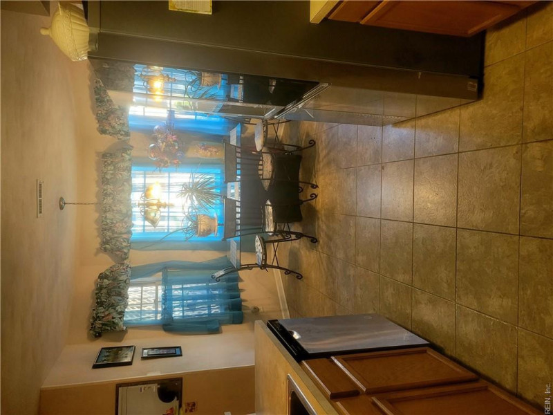 Photo 6 of 30 residential for sale in Norfolk virginia