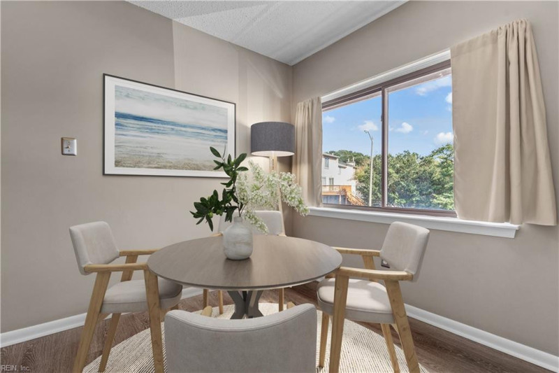 Photo 18 of 31 residential for sale in Virginia Beach virginia