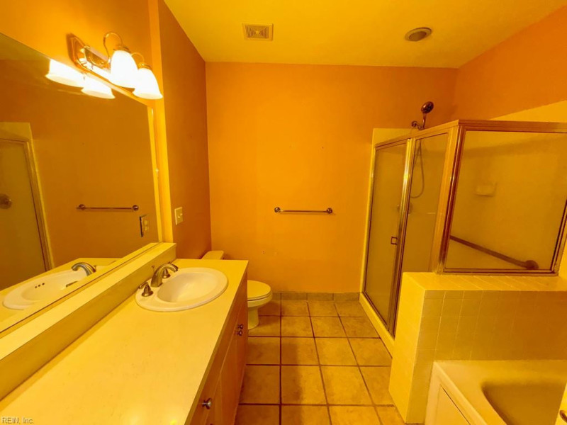 Photo 10 of 11 residential for sale in Norfolk virginia