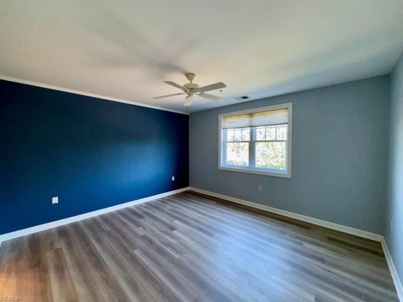 Photo 5 of 11 residential for sale in Norfolk virginia