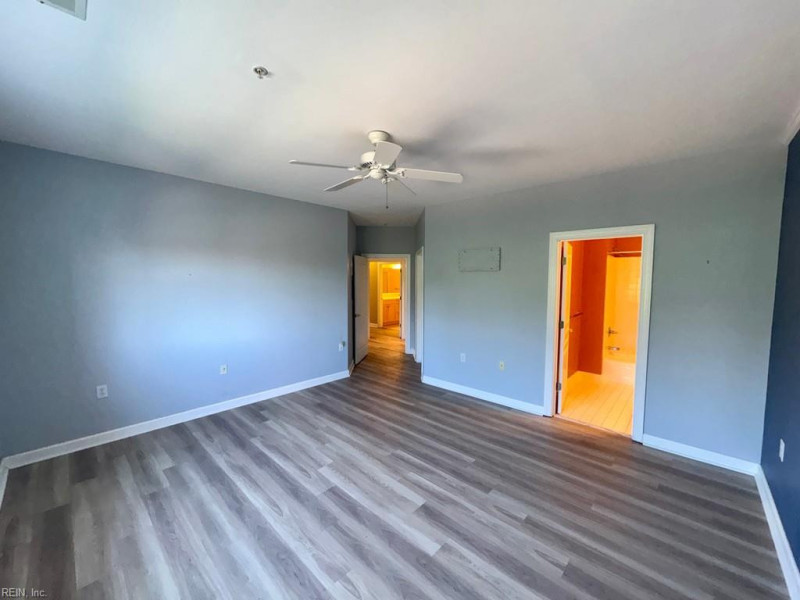 Photo 6 of 11 residential for sale in Norfolk virginia